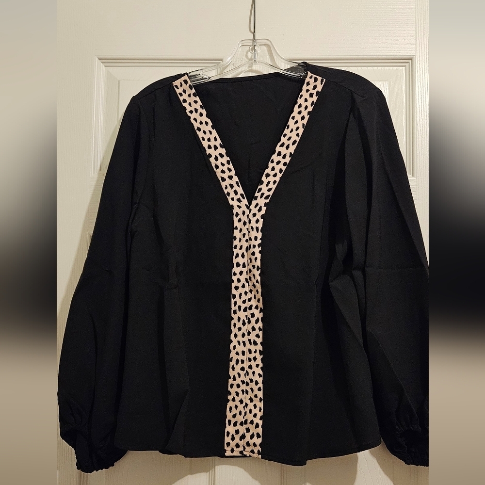 LS Black Leopard Trim Boxy Blouse Size Large